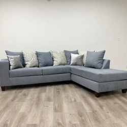 Must Go Asap !! Brand new Sectional Sofa with Pillows Available, Cash & Payments