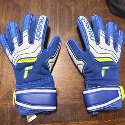 Junior Goalkeeping Gloves 