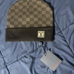 LV beanie 