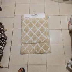 Set Of 2 Bathrugs