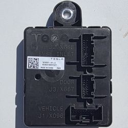 Tesla Model S / X Charge Port Controller OEM 1619321-01-C