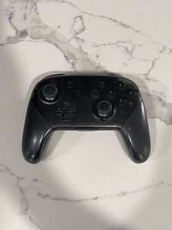 Nintendo Switch Pro Controller