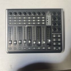 Behringer X-Touch Compact