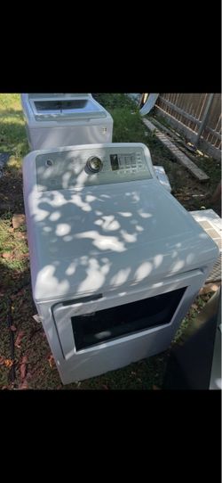 JE washer/dryer set