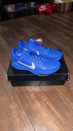 Nike Kobe 5 Shoe