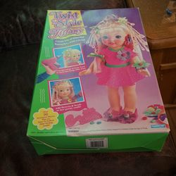 Vintage 1994 Twist In Style Tiffany Doll Toy