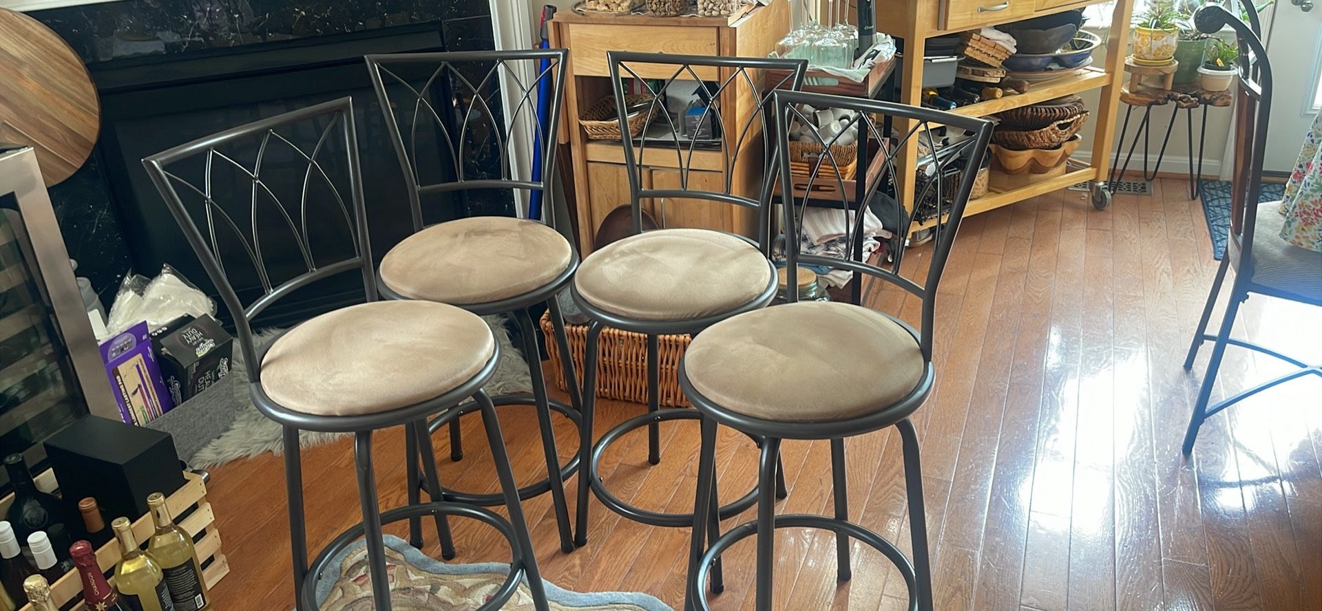 Island Chairs 
