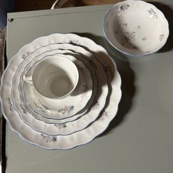 Royal Doulton Majestic Collection Lincoln Pattern