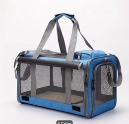 New Lake Blue Large Capacity foldable pet carrier with several enclosures