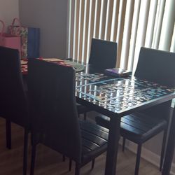 Kitchen Table 