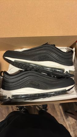 Nike Air Max 97 Black/White Size 10 (Women’s) – Clean Condition w/ Box