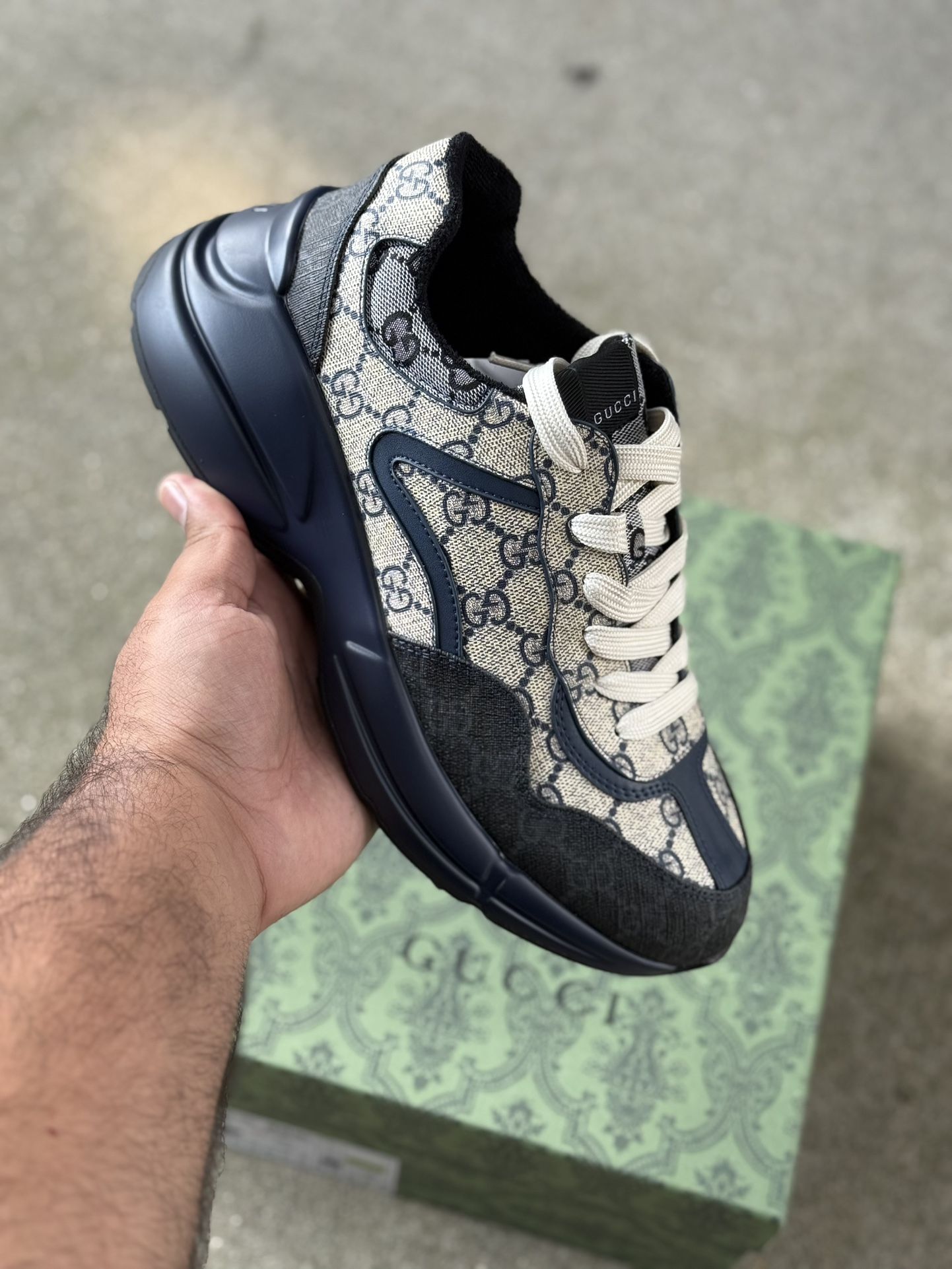 Gucci Sneakers 