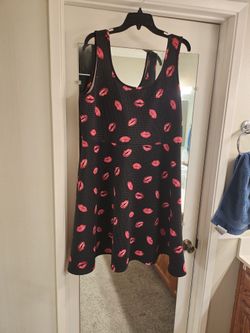 Black And Red Lipstick Dress Size 2 Torid
