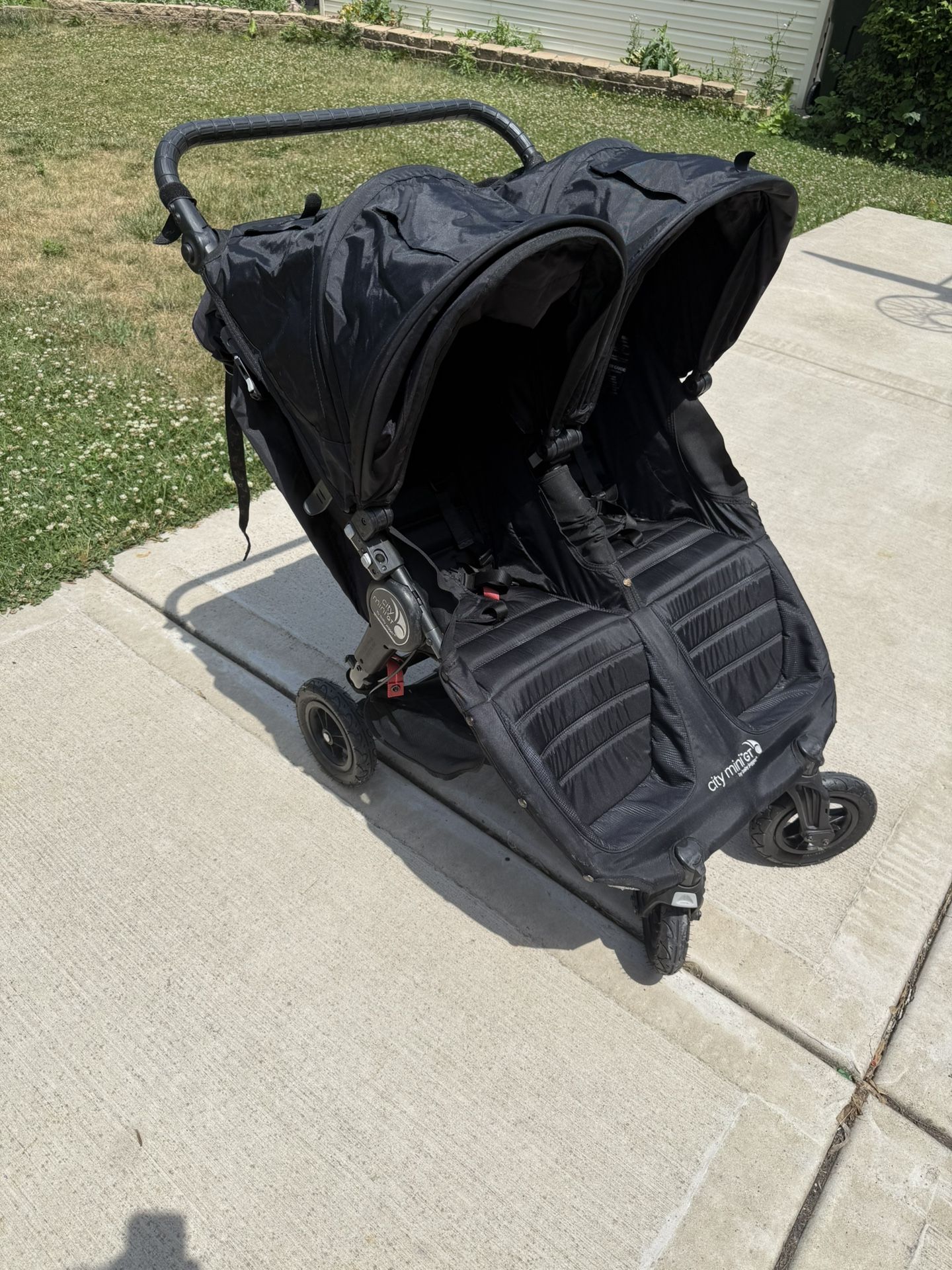 Baby Jogger City Mini GT2 All-Terrain Double Stroller