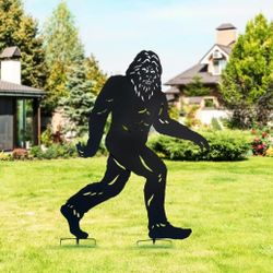 4ft Bigfoot Metal Outdoor Decor Big Foot Sasquatch Gifts for Men Dad Women Bigfoot Silhouette Statues for Outside, Patio, Lawn, Yard Art, Forests,