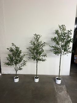 Decorative Artificial Olive Tree  Natural Look, Zero Maintenance