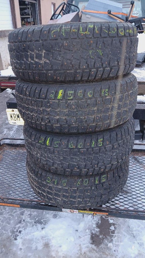 Snow Tires Avalanche X-treme 215 60 R15 