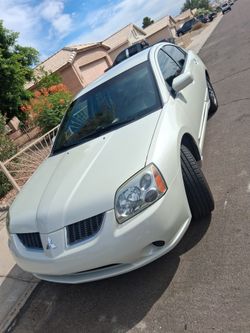 Mitsubishi galant ES 2005