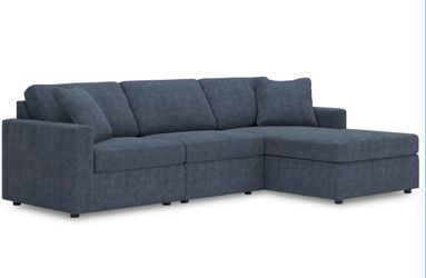 Modular Sectional Sofa with Chaise
