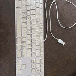Apple Keyboard