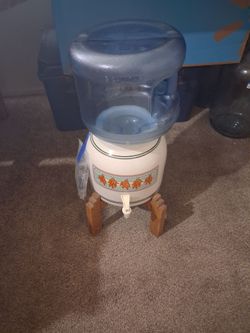 counter water dispenser