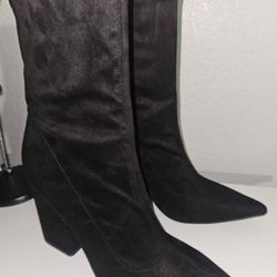 Botas negras de tacón talla 40