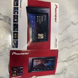 Pioneer Stereo 
