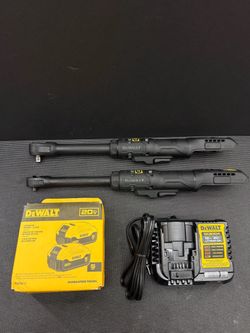 Dewalt Extended Ratchet 3/8 and 1/4 Kit Combo