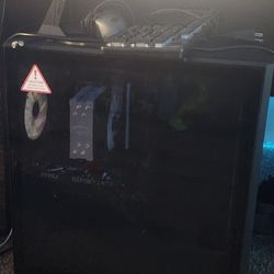 700 Gaming Desktop Computer Basically New