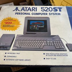 Atari 520ST Computer With Monitor