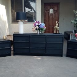 9 Drawer Dresser With Pair Of 2 Drawer Nightstands - All Solid Wood - Black