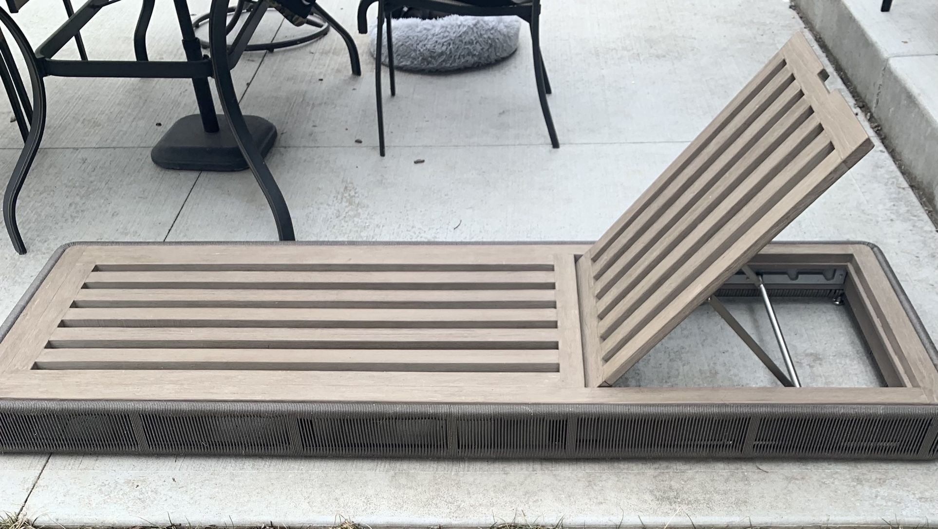 Restoration Hardware Chaise Lounge Patio Chair
