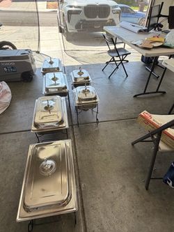 Chaffing dishes set