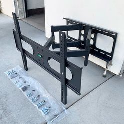 (New in box) $39 Full Motion TV Wall Mount Bracket 37-75 Inch TVs, Dual Arms Tilt Swivel Articulating Max 110lbs
