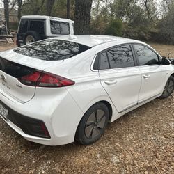 2020 Hyundai Ioniq