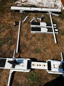Kargo Master 4C8ADD Ladder Rack