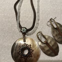 A set of necklace and earrings
