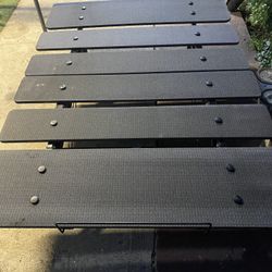 Queen electric bed frame Like New