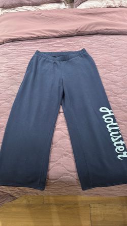Hollister Navy Wide-Leg Sweatpants