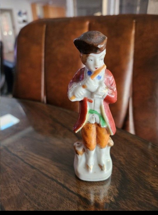 Vintage Porcelain Figurines 