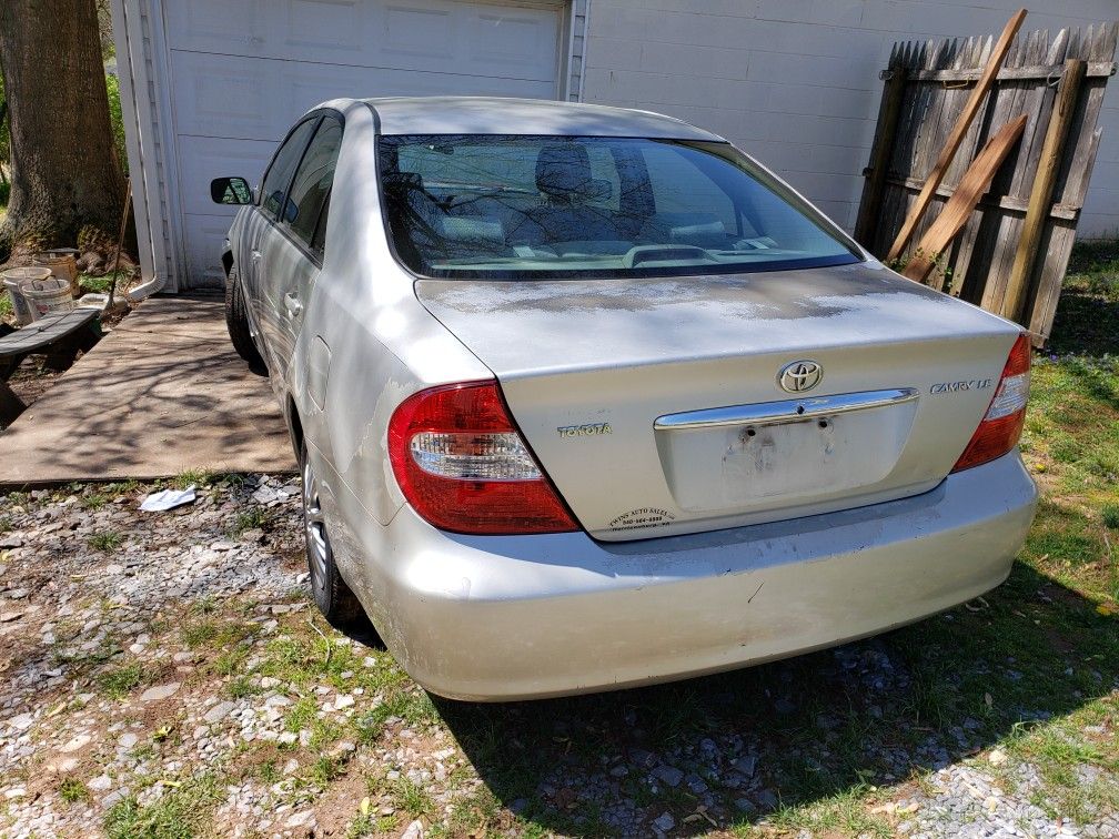 2004 Toyota Camry for parts!!