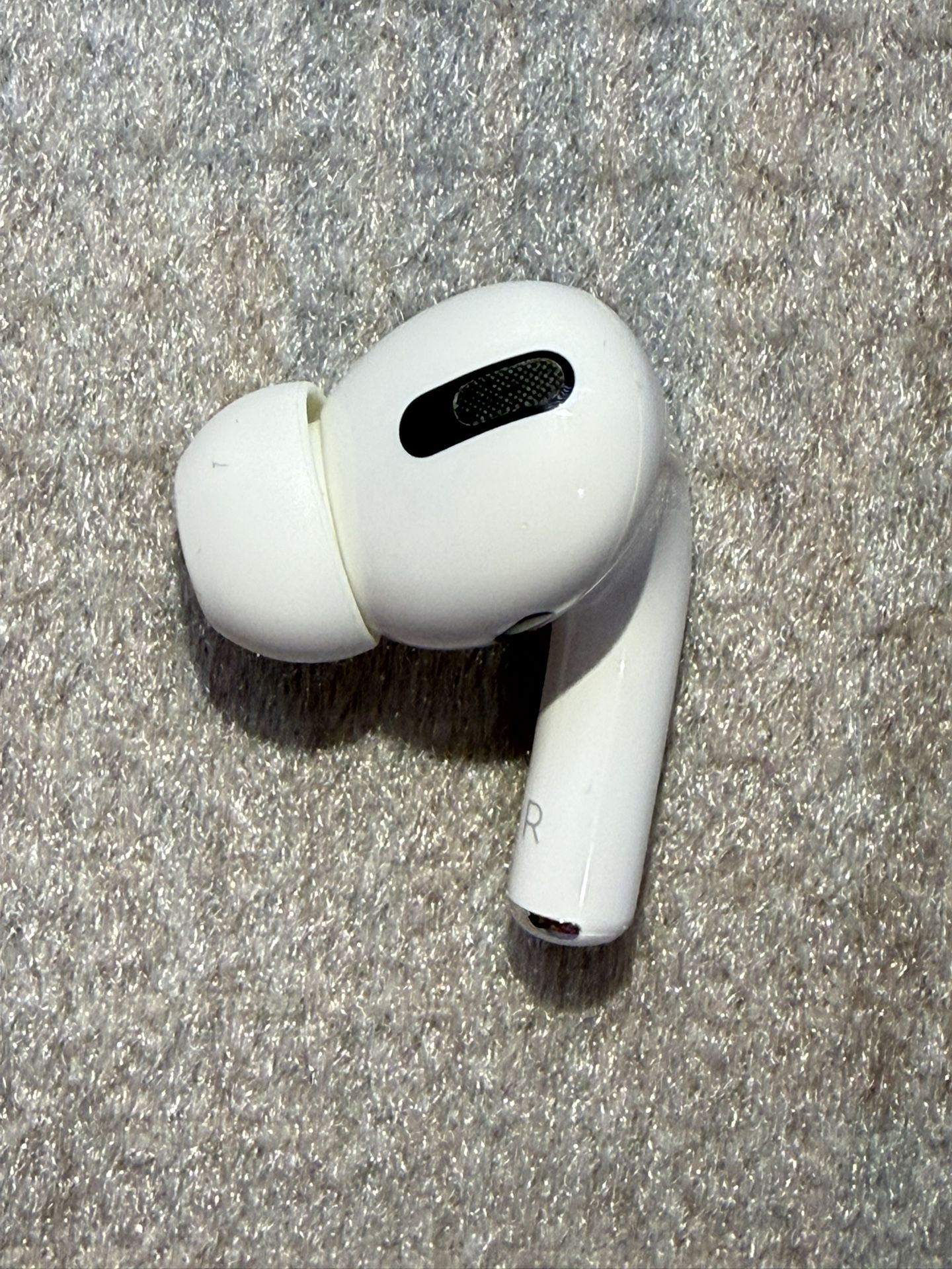 Apple AirPods Pro 1 , right ear only