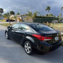 2012 Hyundai Elantra