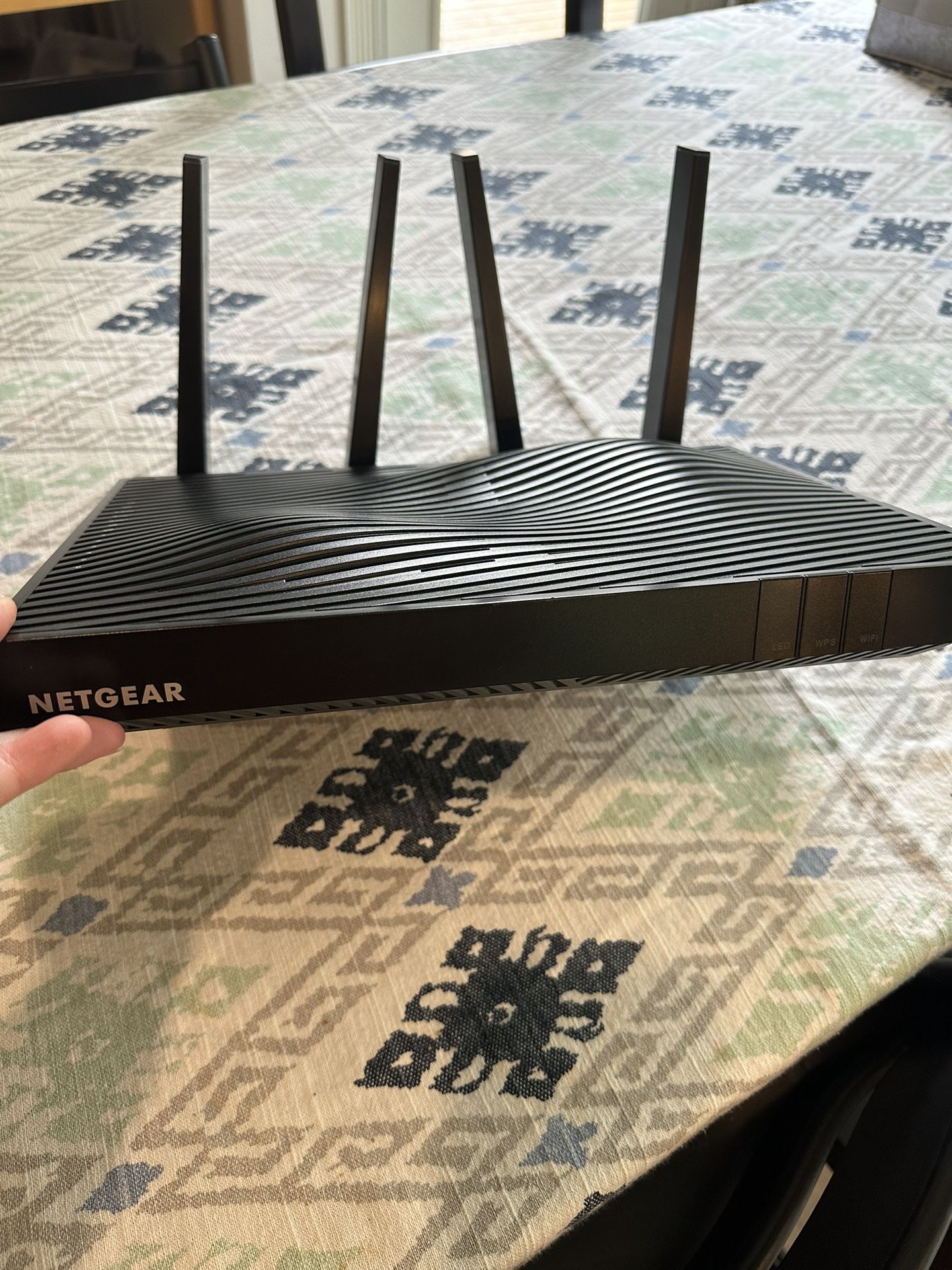 Netgear Nighthawk X8 Model: R8500