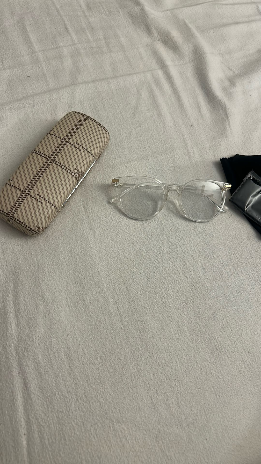 FASHION CLEAR & GOLD GLASSES