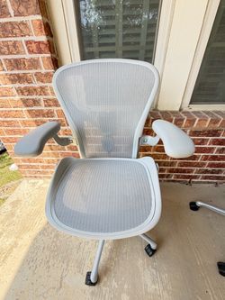 Herman Miller Aeron Remastered Size B– Mineral - Fully Loaded PostureFit  (Brand New)