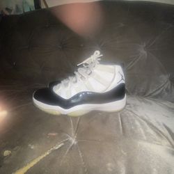 Jordan 11 Concord sz 9 