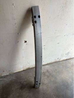2017 Maserati reinforcement bar