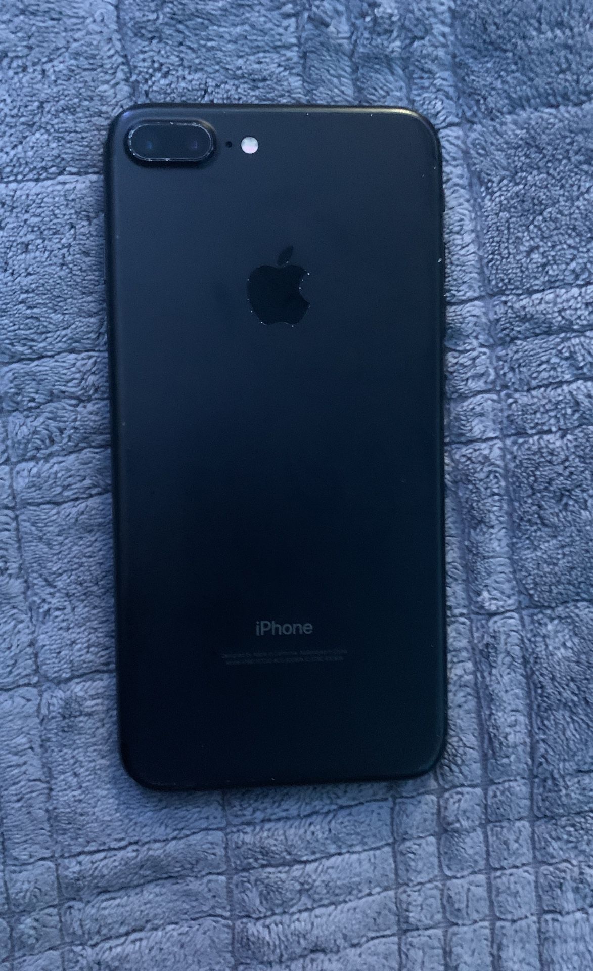iPhone 7 Plus 34 GB Is not iCloud lock . Line lock from cricket