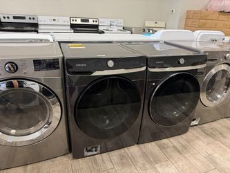 Samsung black frontload washer and dryer set electric